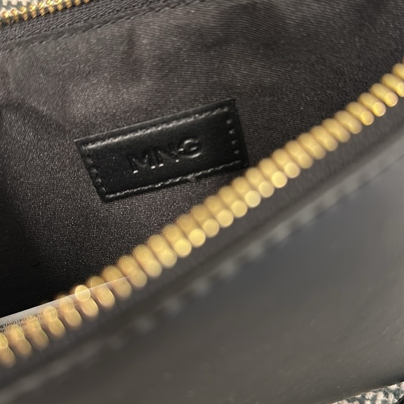 Mango Slim Black Leather Shoulder Bag - Picture 5 of 7
